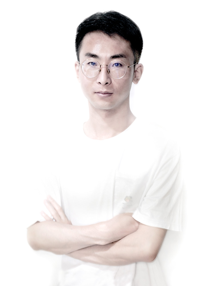 许桐/Aaron